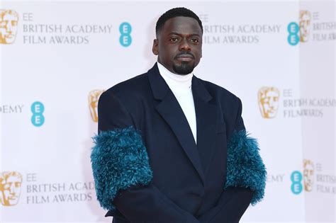 Daniel Kaluuya: A New Icon of Men’s Fashion on the Red Carpet